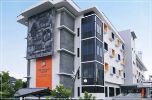 Salah Satu Bangunan Perkuliahan Megah di UAJY Jogja 